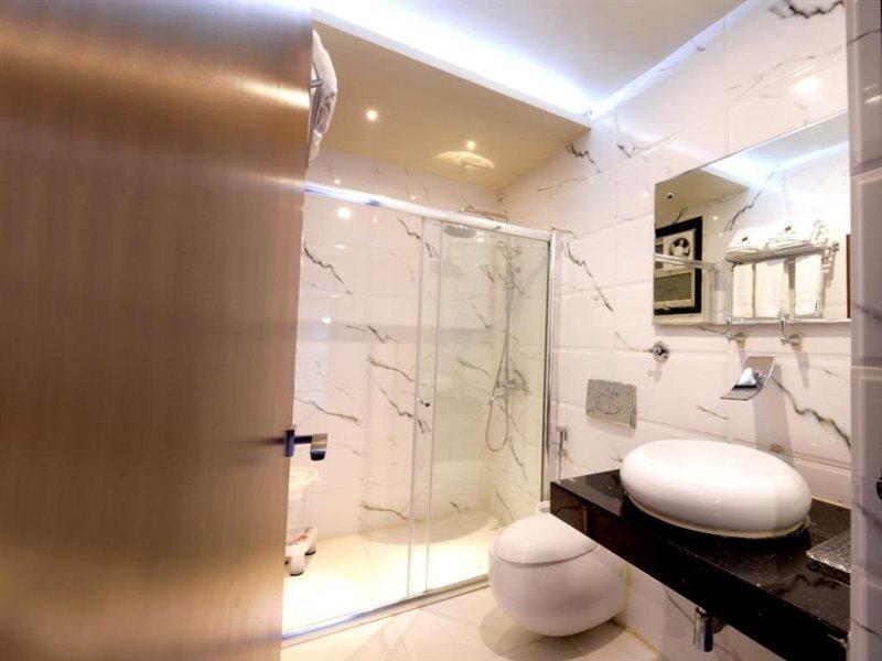 Hotel Mk Vivanta Gwalior Ngoại thất bức ảnh